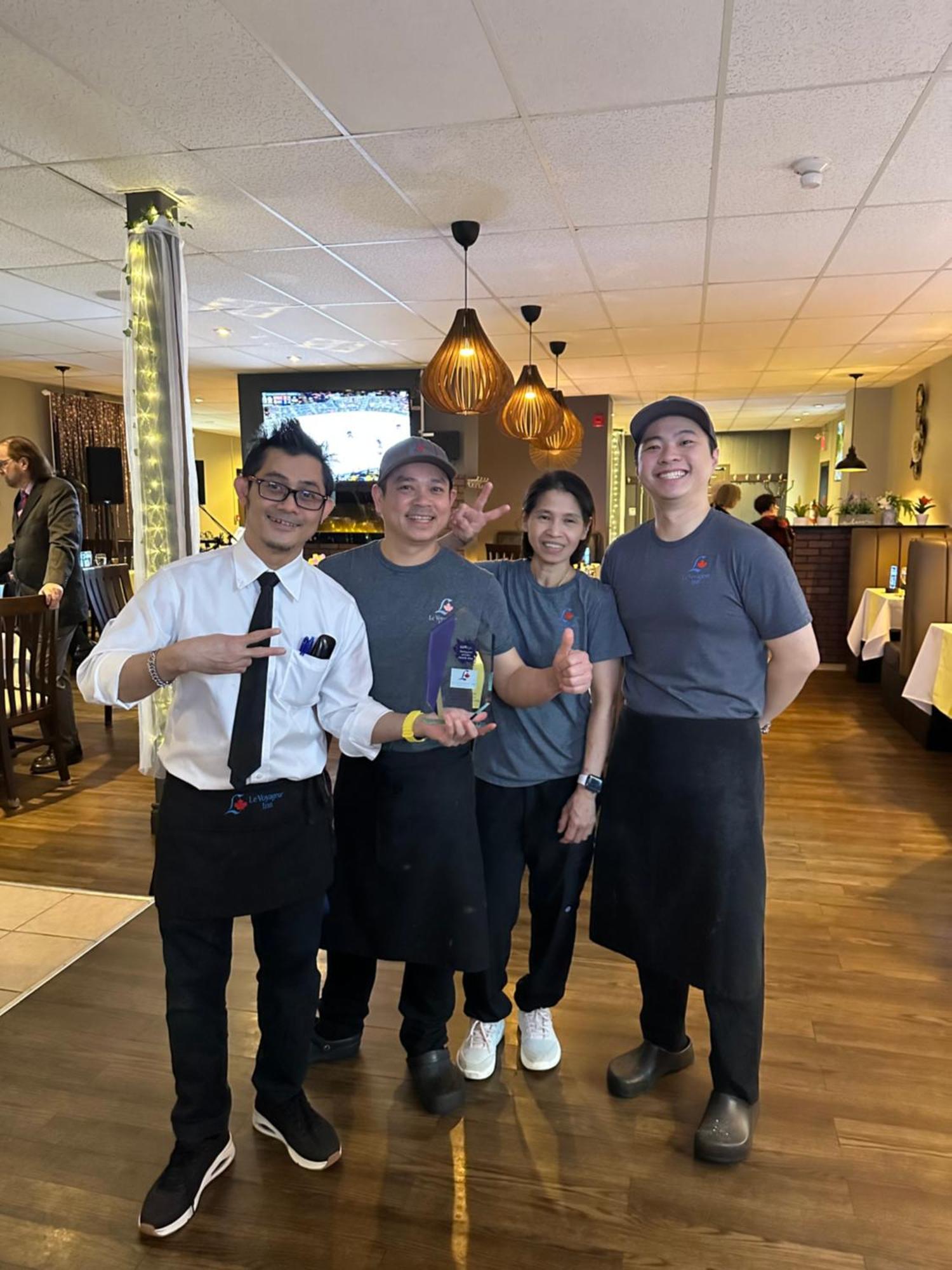 Le Voyageur Inn Mattawa エクステリア 写真