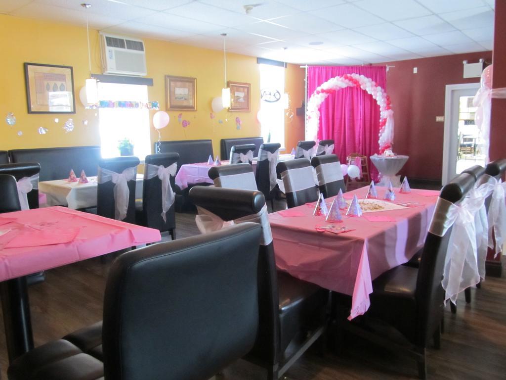Le Voyageur Inn Mattawa エクステリア 写真